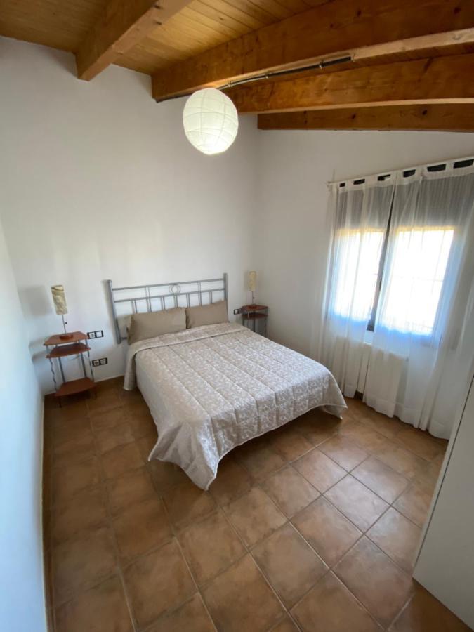 Molí den burch Santa Eulalia de Ronsaná Exterior foto